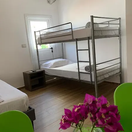 Aparthotel Happy *