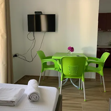 Aparthotel Happy *